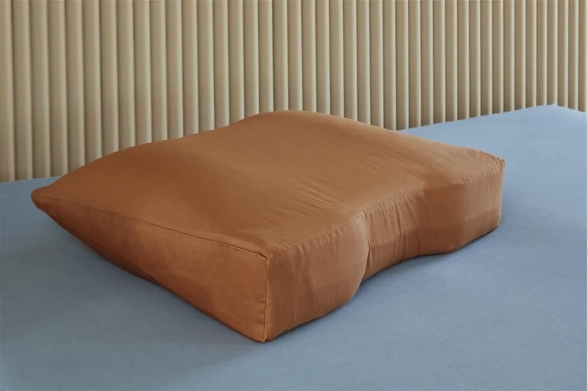 Silvana Support Satin Shoulder Contour putetrekk 60x70 steenrød