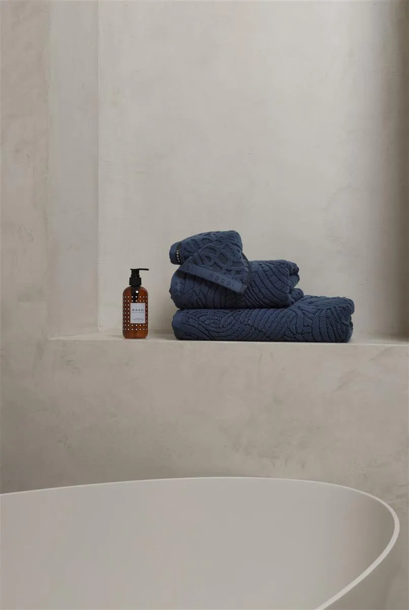 MOOOI Dodo Pavone badehåndkle 70x140 indigo bomull