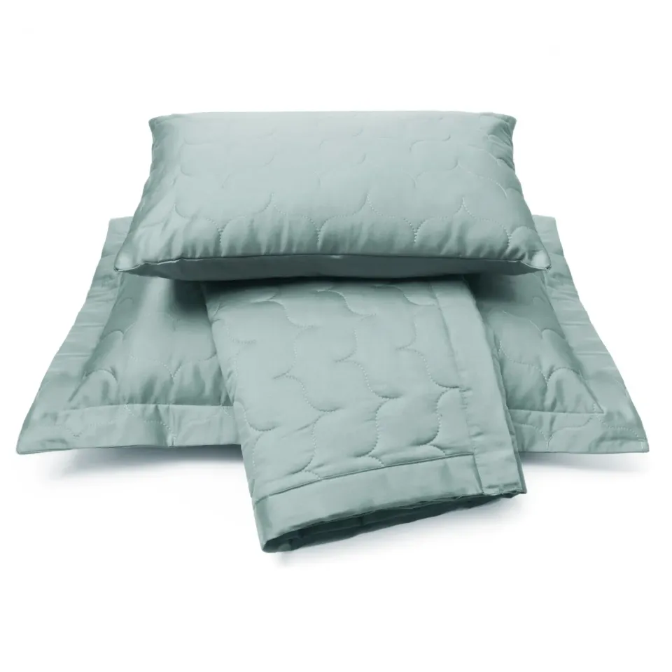 Vandyck Satin sengeteppe celadon green glans