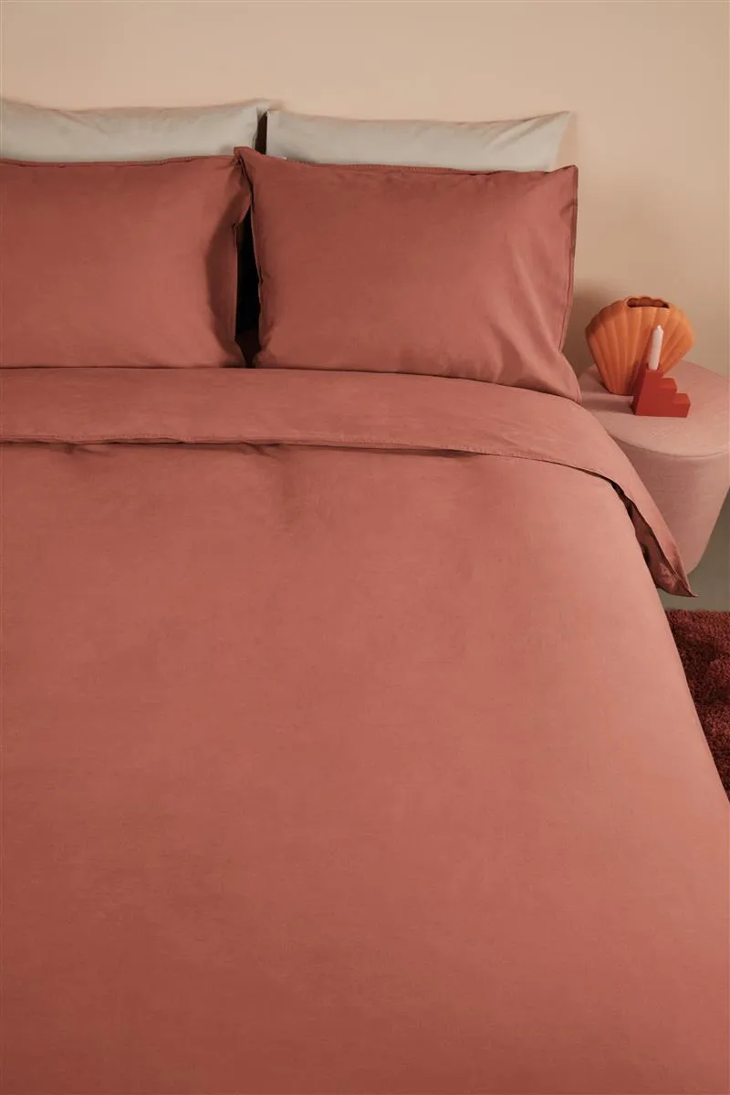 Beddinghouse Organic Basic dynetrekk 140x200 steinrød øko