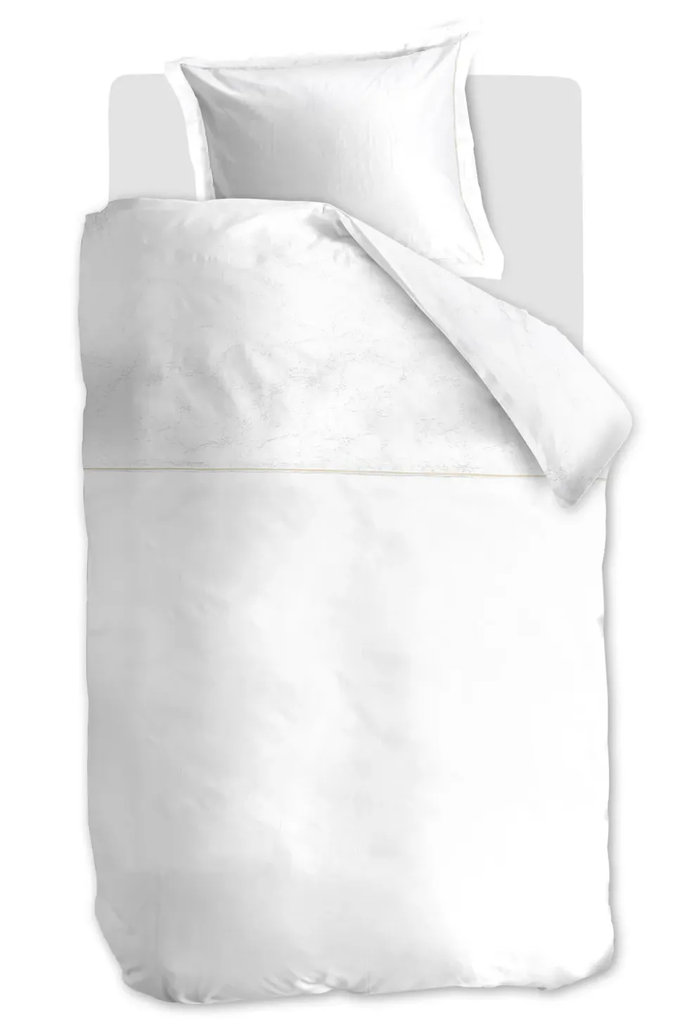 Beddinghouse Broderie Fleurie dynetrekk hvitt 140x200 cm brodert