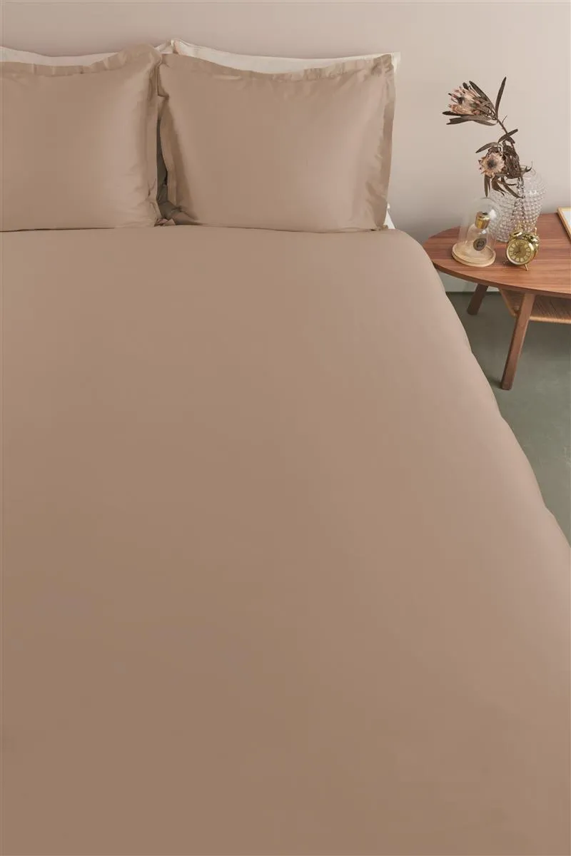Ambiante Satin Uni dynetrekk 240x200 taupe sateng